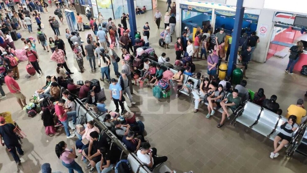 Terminal Bimodal: Algunas empresas de buses no están vendiendo pasajes - Terminal Bimodal: Algunas empresas de buses no están vendiendo pasajes