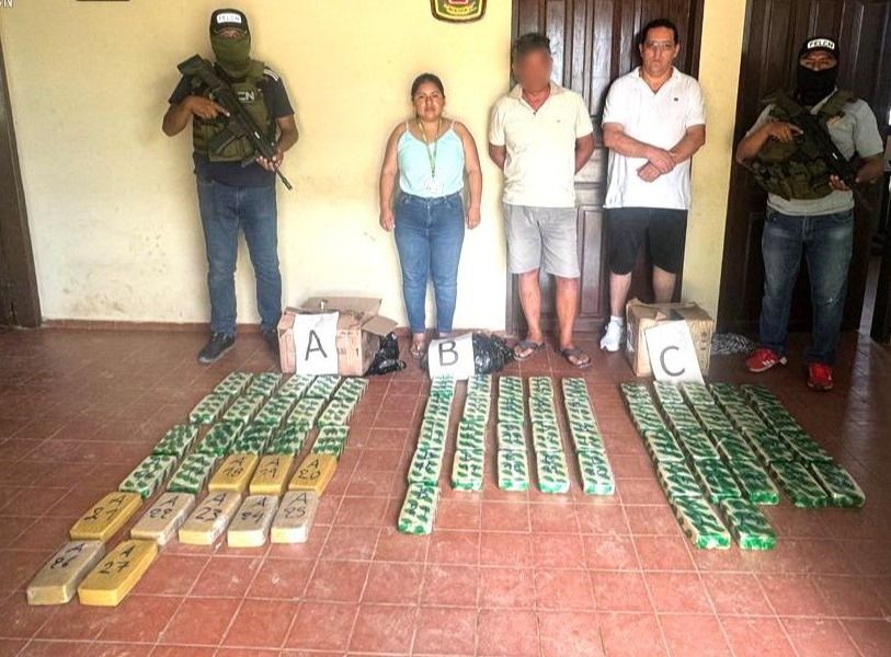 Allanamiento en Puerto Quijarro destapa acopio de cocaína: incautan 70 paquetes y detienen a un hombre- Allanamiento en Puerto Quijarro destapa acopio de cocaína: incautan 70 paquetes y detienen a un hombre