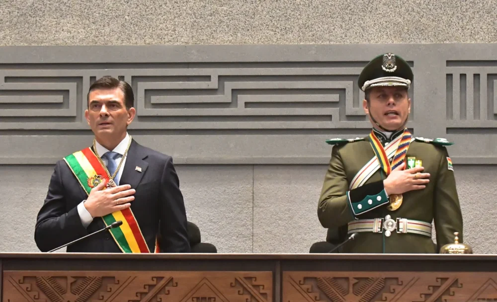 El presidente Rodrigo Paz y el vicepresidente Edmand Lara.
Foto: Archivo