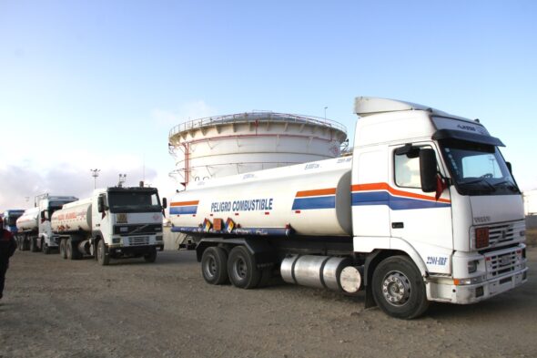 Cancillería: Bolivia cumple sentencia del Tribunal de la CAN con decreto 5503 que fija precio internacional de carburantes