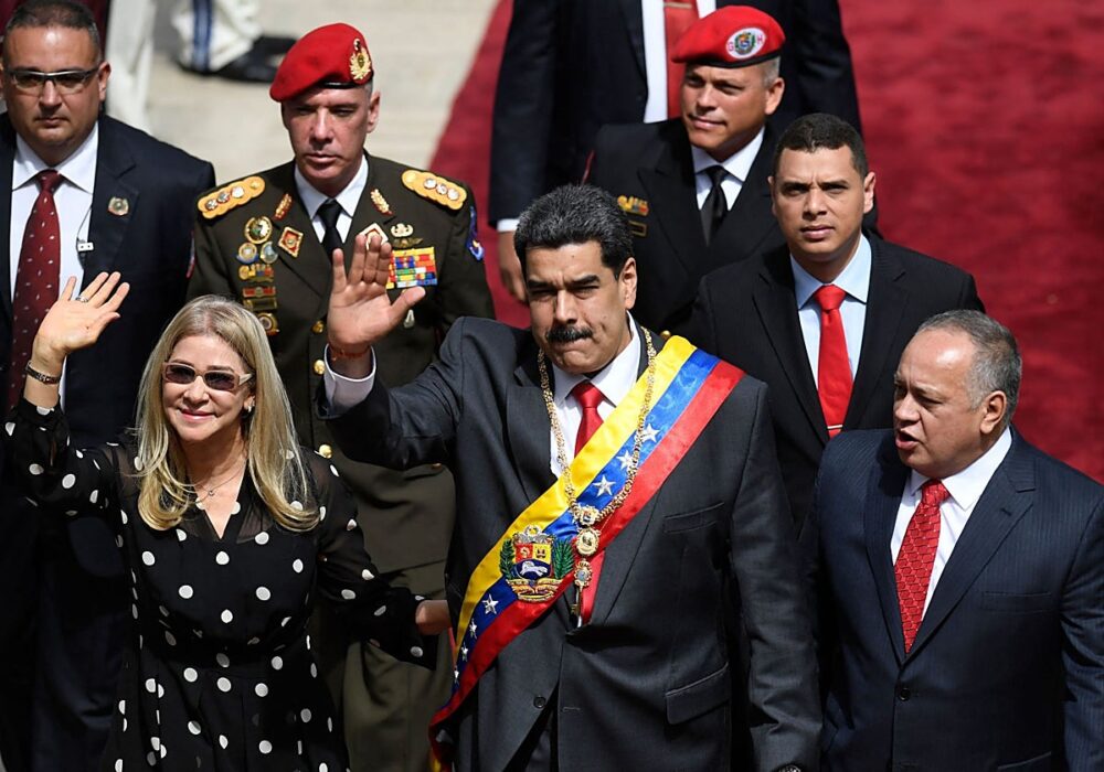 Maduro, y su mujer Cilia Flores, en una foto de 2020