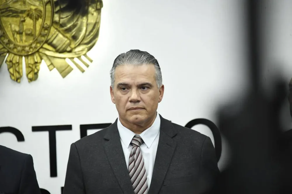 Ernesto Justiniano fue designado como viceministro de Sustancias Controladas. (Foto: Wara TV)