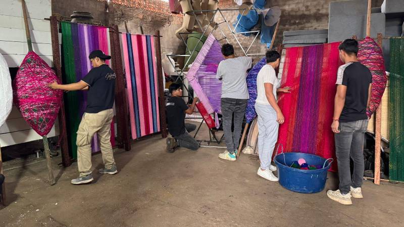 Detalles del carro de la primera precarnavalera. Detalles del carro de la primera precarnavalera.