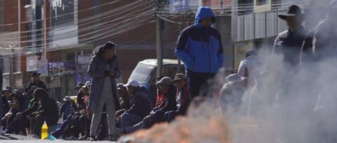 ABC reporta 36 bloqueos en carreteras de Bolivia este jueves por la tarde