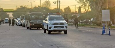 Contingente policial avanza hacia Parotani, sector bloqueado por mineros