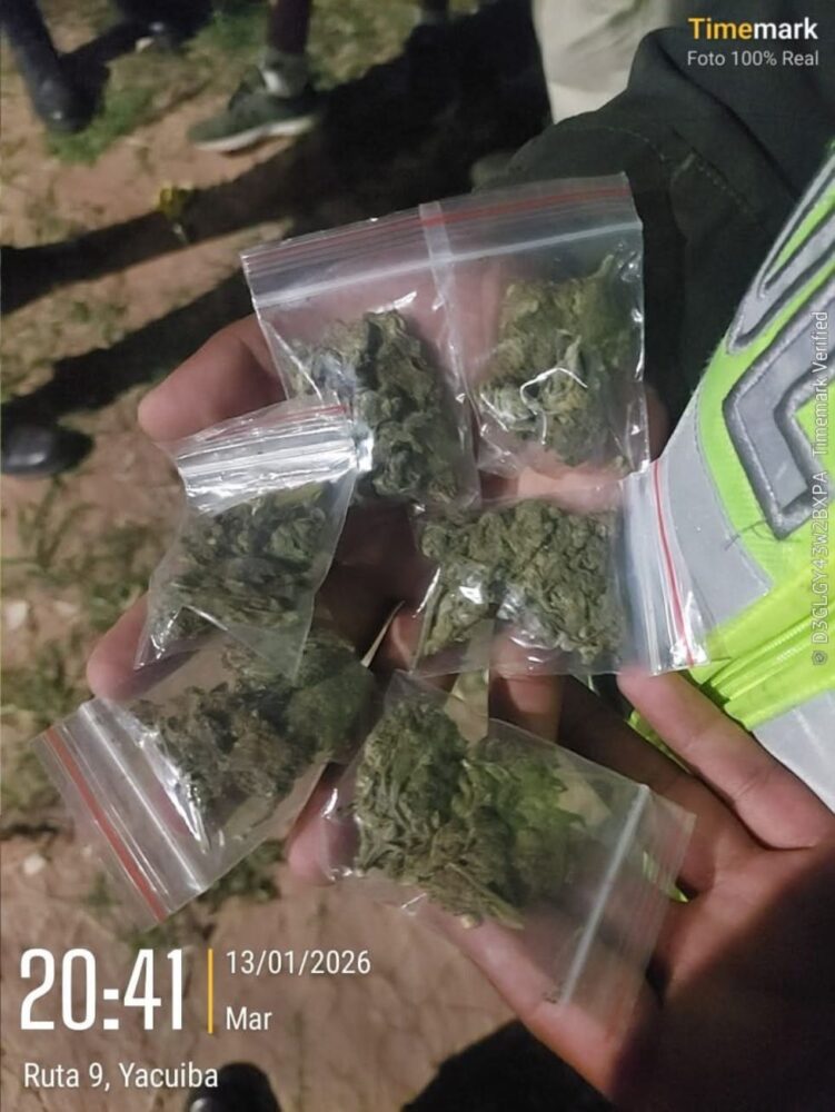 Caen en posesión de sobres de marihuana