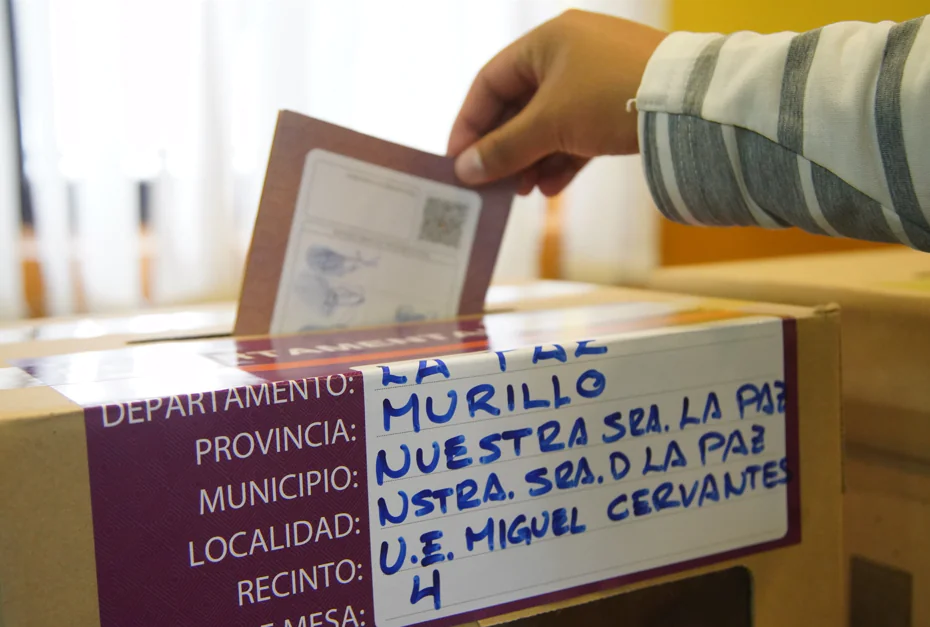Proceso de votación en las elecciones subnacionales 2021. (Foto: ABI)