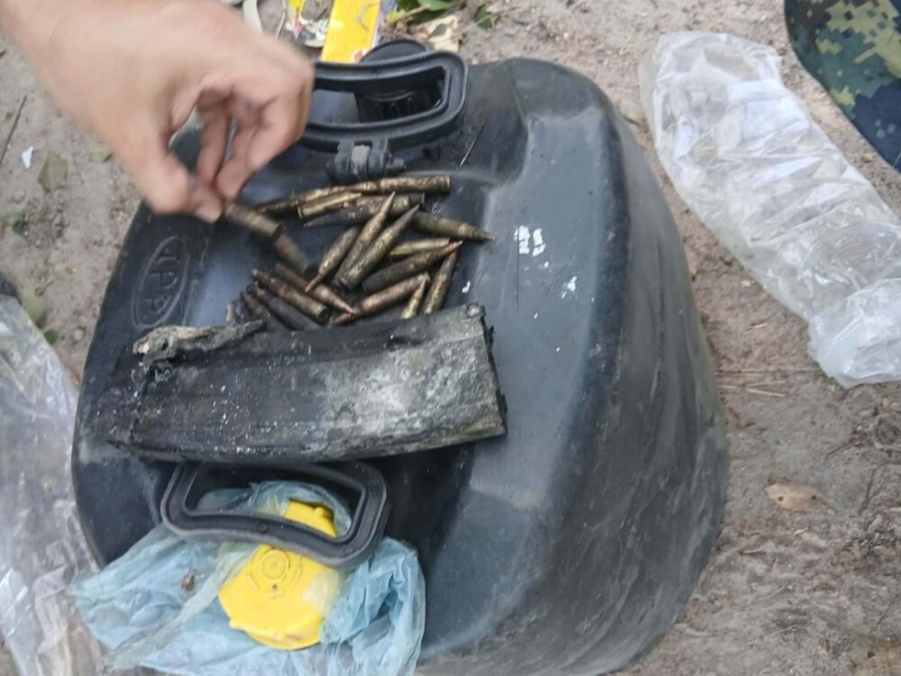 Hallan dólares y municiones de grueso calibre en avioneta boliviana siniestrada en Paraguay- Hallan dólares y municiones de grueso calibre en avioneta boliviana siniestrada en Paraguay