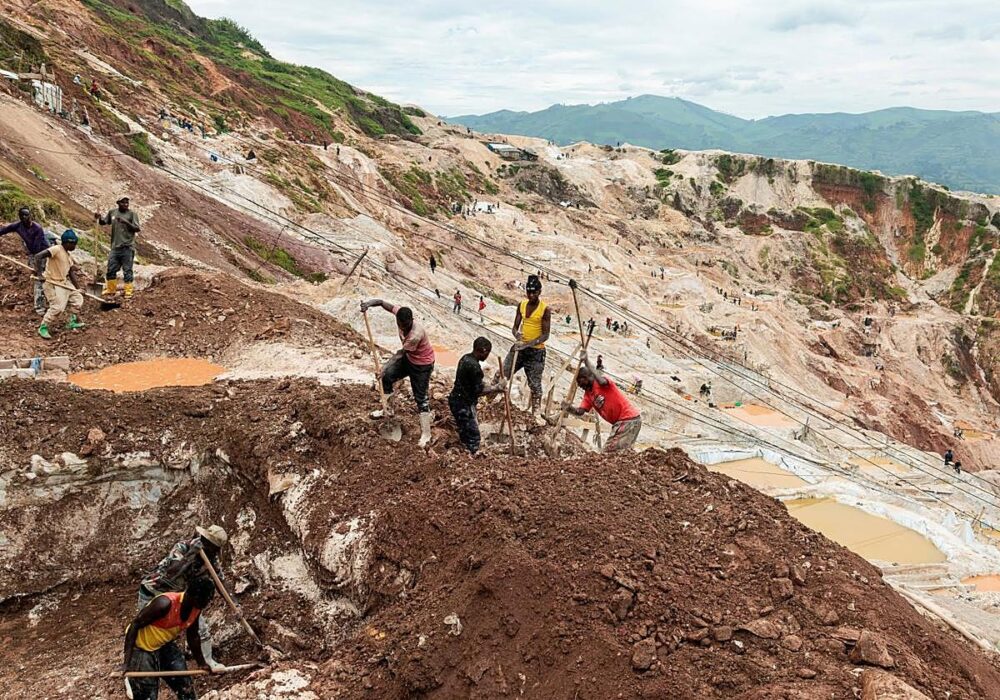 Labores de rescate tras el siniestro