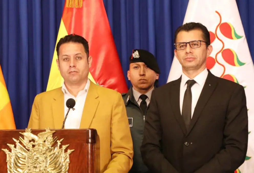 Freddy Vidovic junto al vicepresidente Edmand Lara. Foto: Vicepresidencia