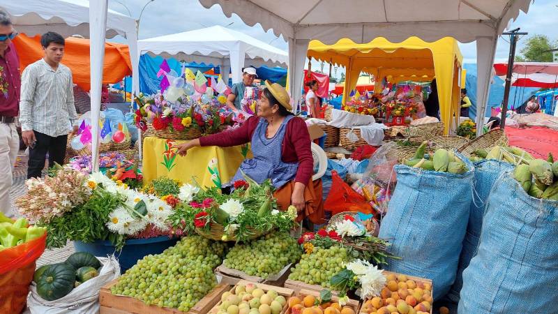 Jueves de Compadres en Tarija. Jueves de Compadres en Tarija.