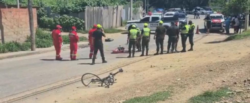 Ciclista muere tras ser atropellado por un taxi en el barrio Luis de Fuentes