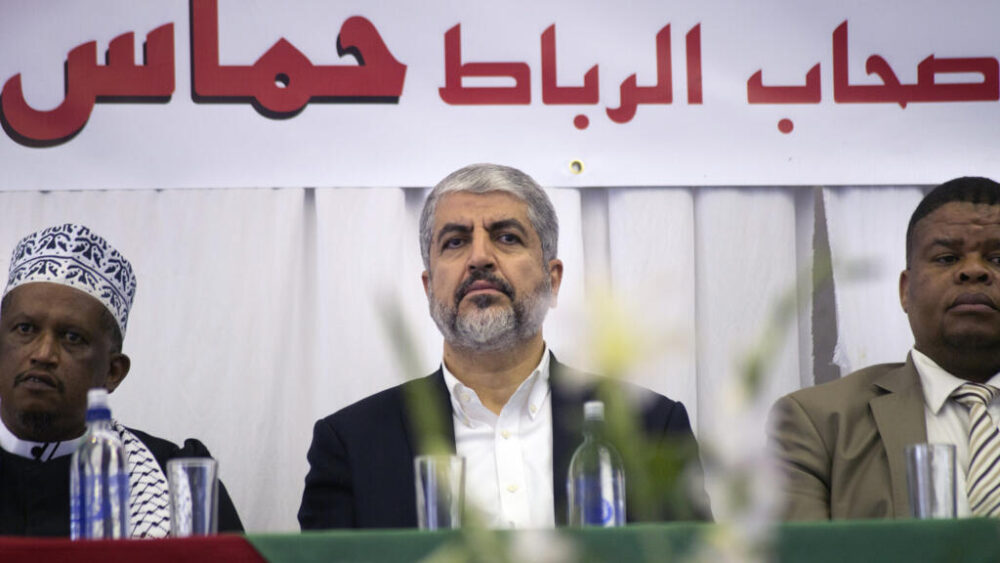 Khaled Meshal (c), entonces jefe del buró político de Hamás, el 21 de cotubre de 2015 en Ciudad del Cabo