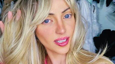 Exhuman el cuerpo de la 'Barbie humana' por dudas sobre su muerte