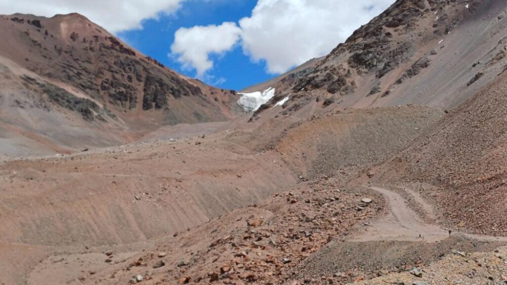 En los últimos 30 años, Argentina perdió el 42 % de la superficie de sus glaciares por culpa del calentamiento global. Foto del glaciar de San Lorenzo, provincia de San Juan.