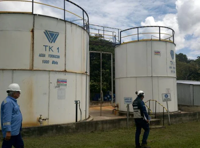 El tanque con gasolina en presunto mal estado. Foto: ANH.