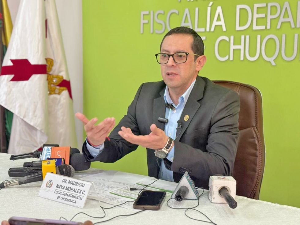 AUTORIDAD. Mauricio Nava Morales, fiscal departamental de Chuquisaca, en el informe.