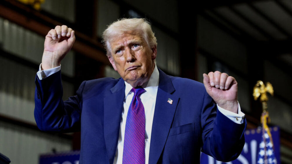 Una banda sonora a veces sorprendente acompañó a los líderes que acudieron a participar en este primer “Consejo de Paz”. Estaba compuesta por las canciones favoritas del presidente estadounidense, Donald Trump.