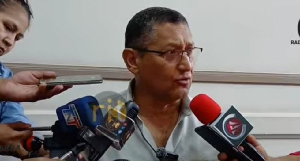 Montes apunta a manipulación política en procesos de inhabilitación