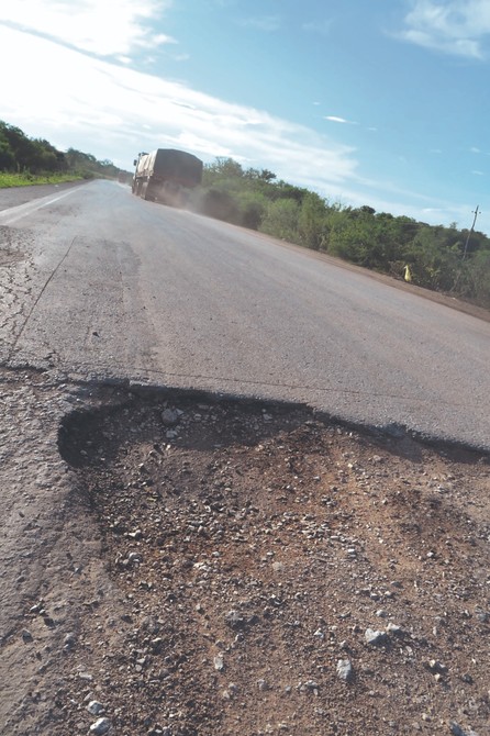 El MAS relegó mantenimiento y convirtió vías en rutas peligrosas
