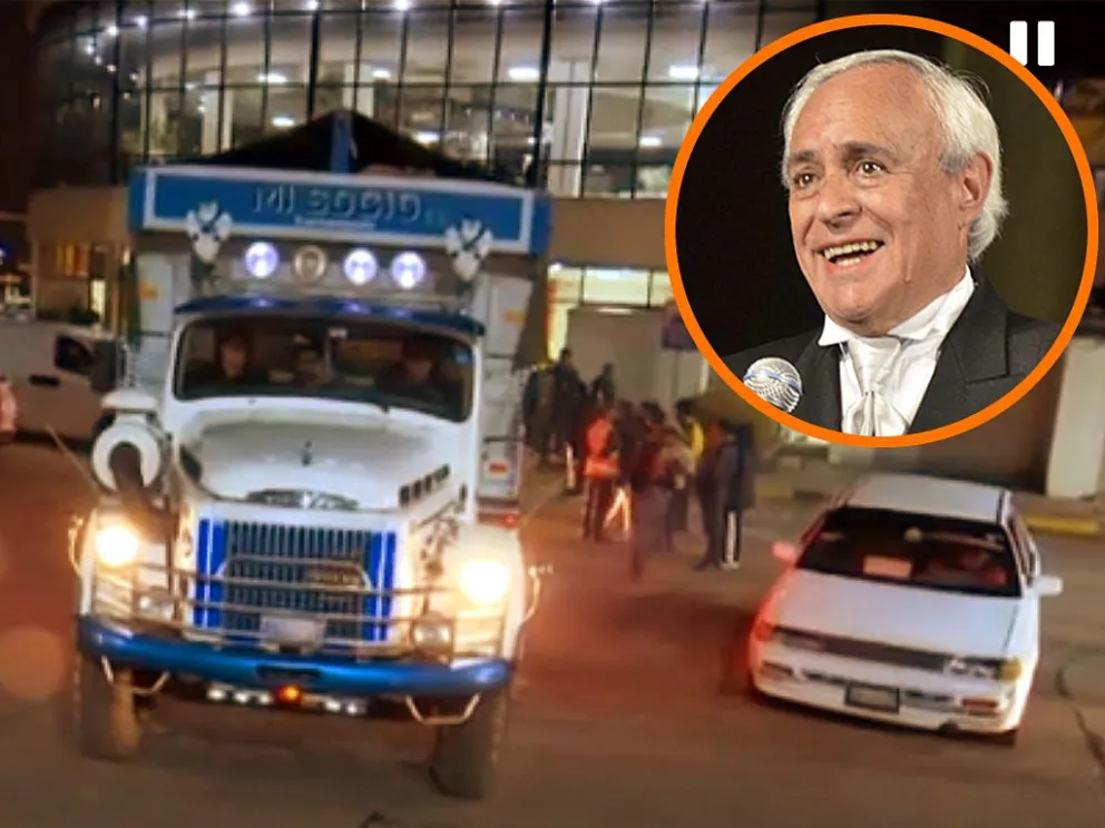 El camión de Mi Socio lidera la caravana del traslado de los restos hacia el centro paceño. Foto: Captura. Montaje: Visión 360