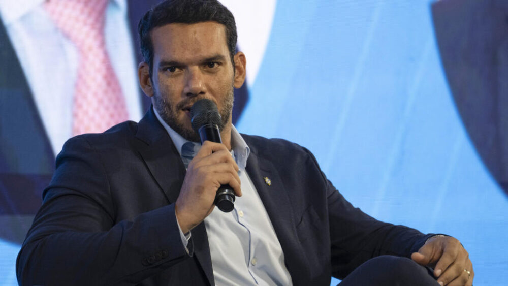 El presidente de la Confederación Brasileña de Fútbol, Samir Xaud, en el evento Rio Innovation Week, en Rio de Janeiro, Brasil, el 13 de agosto de 2025