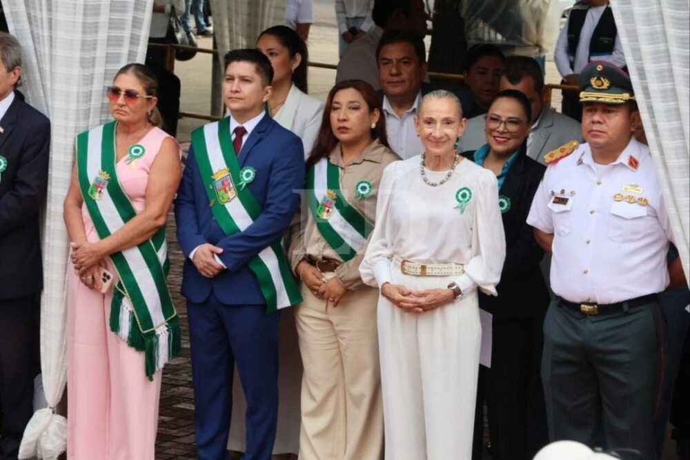 Con actos protocolares dan inicio a la celebración por los 465 años de fundación de Santa Cruz de la Sierra- Con actos protocolares dan inicio a la celebración por los 465 años de fundación de Santa Cruz de la Sierra