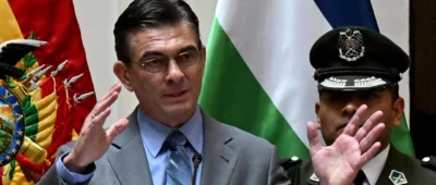 Una de miel y otra de hiel: encuesta revela que Paz mantiene una alta aprobación y Lara continúa en caída libre