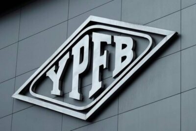 Desvinculan a 410 funcionarios de YPFB en el marco de una restructuración técnica