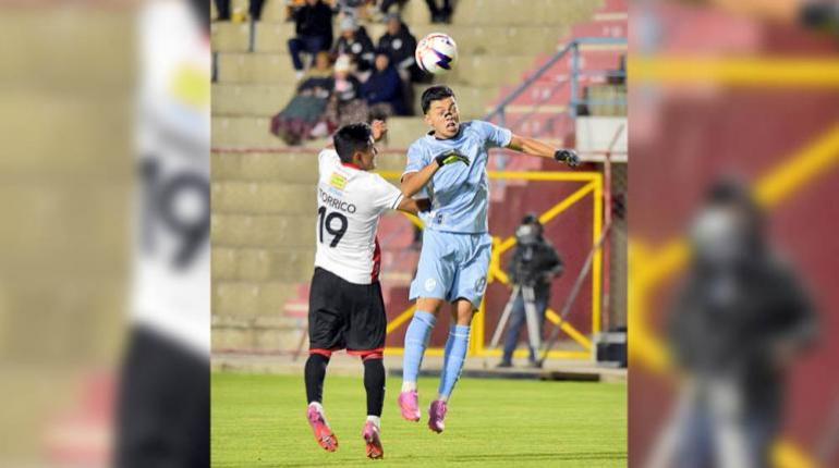 El partido entre Aurora y Always Ready el domingo. | Marka Registrada.