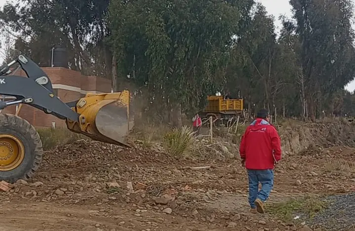 La Alcaldía de El Alto denuncia avasallamiento en límite con Achocalla. FOTO: GAMEA