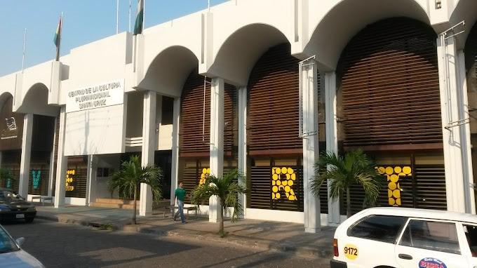 Centro de la cultura Plurinacional Santa cruz