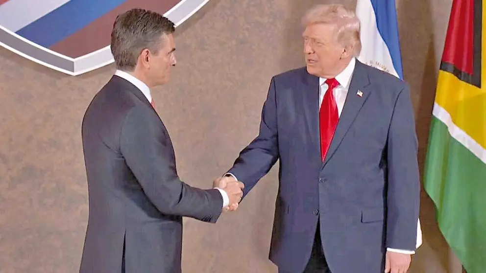 El presidente Rodrigo Paz, junto a Donald Trump, en Miami. / FACEBOOK RODRIGO PAZ PEREIRA