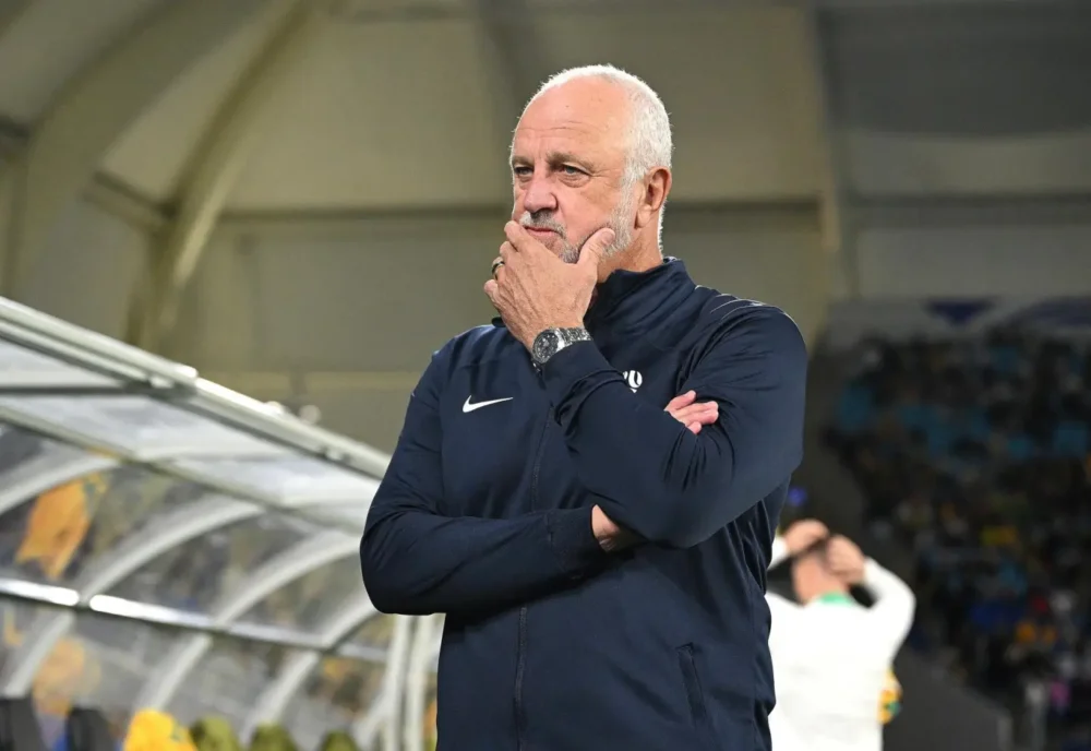 El entrenador australiano de Irak, Graham Arnold