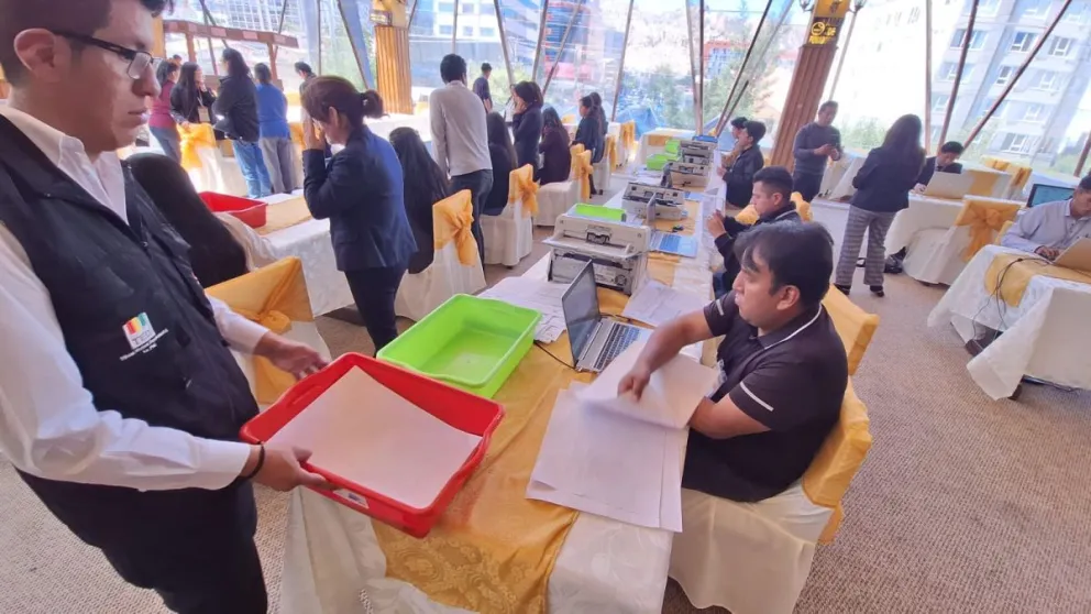 La sala de cómputo de La Paz. Foto: Visión 360