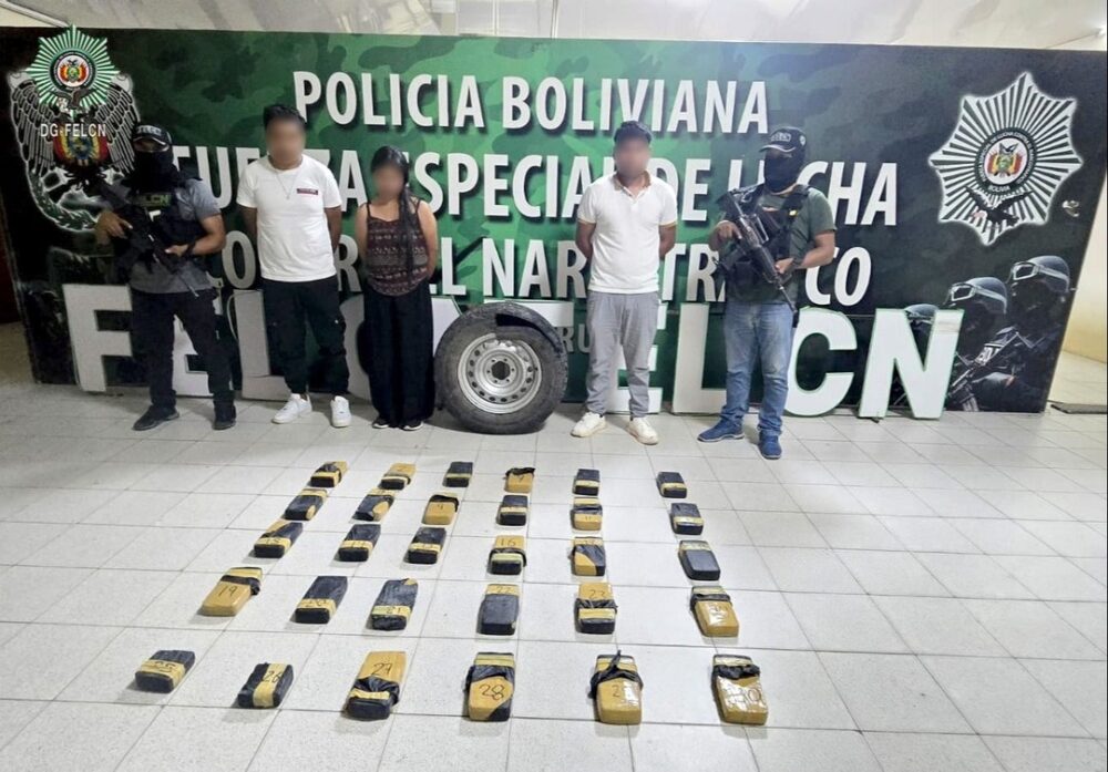 Hallan droga en llanta de vehículo en la carretera Bioceánica - Hallan droga en llanta de vehículo en la carretera Bioceánica