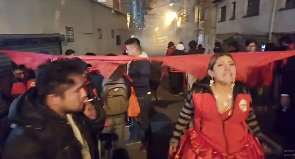 La gasificación comenzó en horas de la noche. Foto: Captura de video