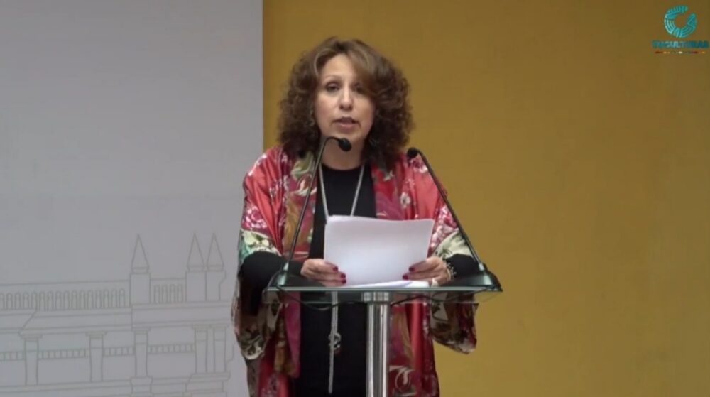 La ministra de Turismo, Cinthya Yáñez, en el acto de lanzamiento de las actividades por Semana Santa. Imagen: Captura.