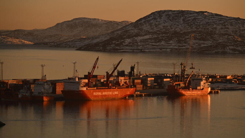 Varios barcos atracan en el puerto de Nuuk, en Groenlandia, el 29 de enero de 2026.