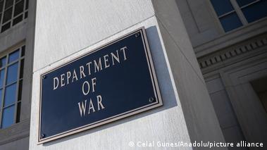 Pentágono endurece restricciones a la prensa en EE. UU.