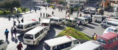 Choferes piden las renuncias del ministro de Hidrocarburos y del presidente de YPFB por los problemas del combustible