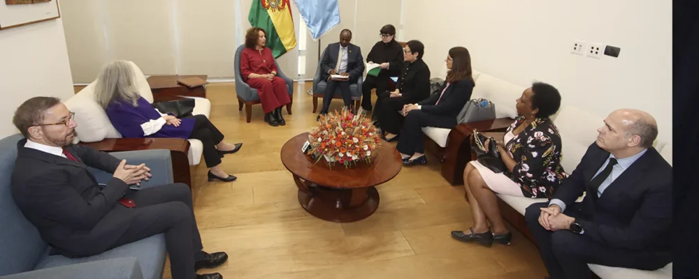 Comisión de Onu Mujeres de visita en Bolivia, se reúne con autoridades de Estado