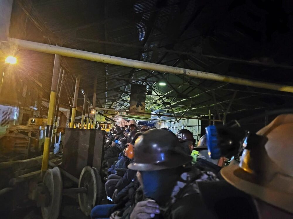 Imagen del trabajo en la mina de Huanuni