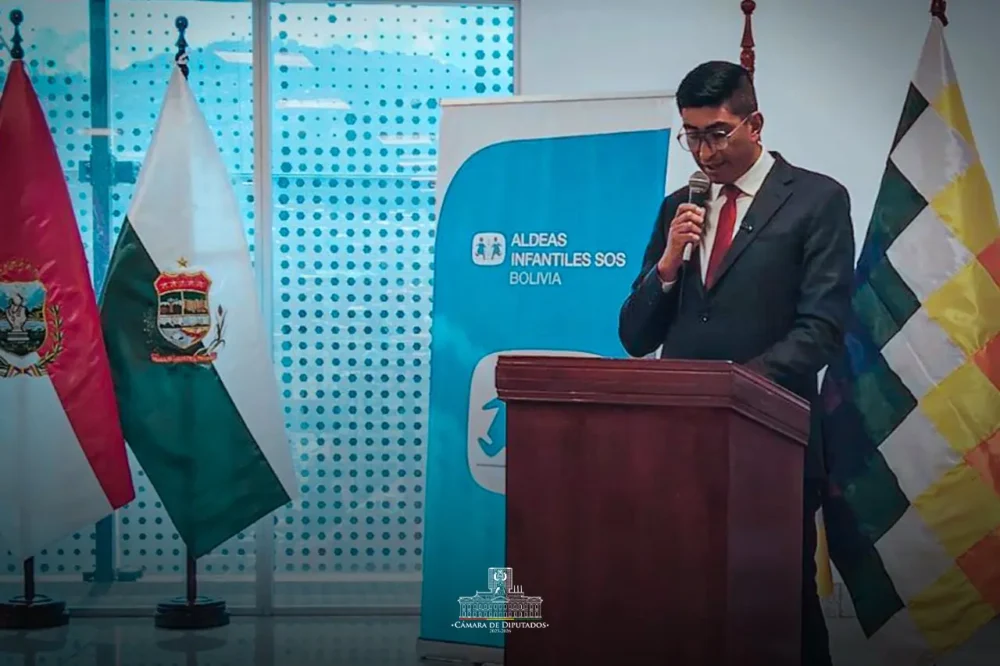 El presidente de la Comisión de Derechos Humanos, diputado William Solís (Libre). (Foto: Diputados)