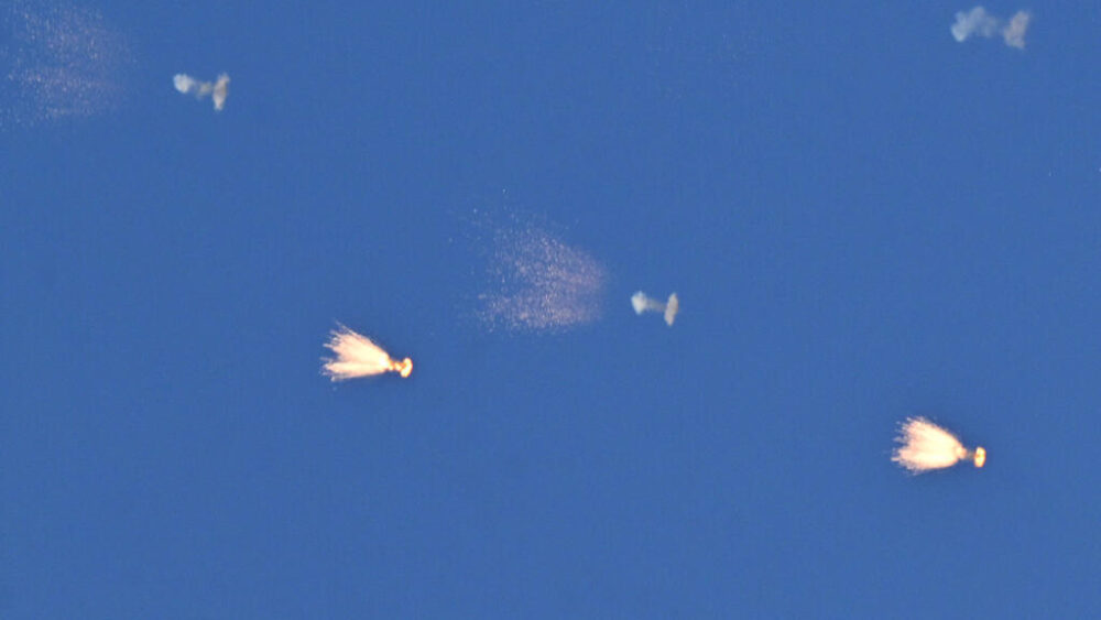 Drones rusos sobrevuelan la capital ucraniana, Kiev. 16 de marzo de 2026.