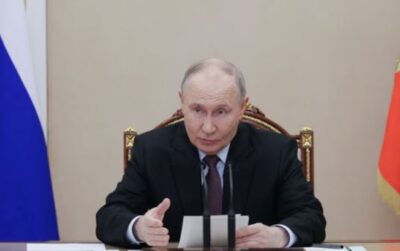 Putin se obsesiona con la salud reproductiva de los rusos: ordenó analizar el esperma de quienes van al sauna