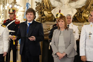 La reacción del Gobierno tras las revelaciones sobre el supuesto pago de Rusia por notas periodísticas contra Milei