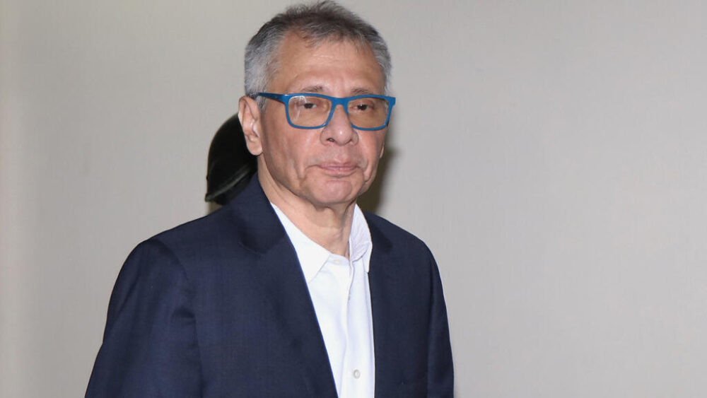 El exvicepresidente ecuatoriano Jorge Glas se presenta ante la Corte Nacional de Justicia, en Quito, el 6 de junio de 2025