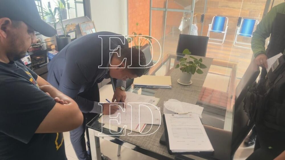 Allanan la vivienda del dueño de la quinta donde se detuvo a 11 colombianos