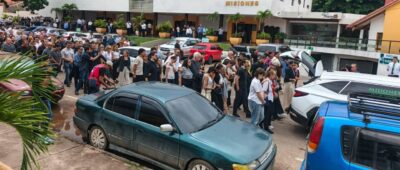 Dan el último adiós a los pilotos fallecidos en accidente aéreo; las investigaciones siguen en curso